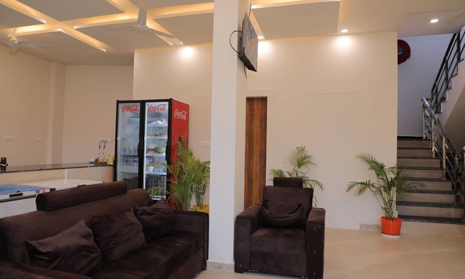 Tapovan Hotel | Hotel Tapo Dhara