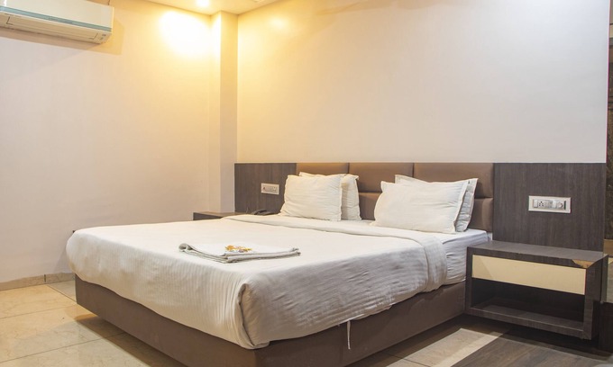 Bhopal Hotel | Hotel The Bentree, Bhopal