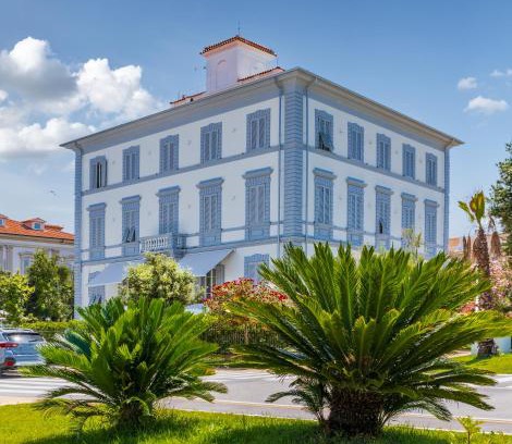 Marina di Massa Hotel | Hotel Tirreno