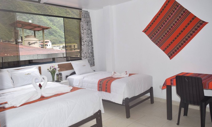 Aguas Calientes Hotel | HOTEL VALLE DORADO MACHUPICCHU