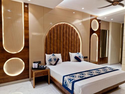 Paharganj Hotel | Hotel Vanson Villa, City Centre- With Free Airport Pickup