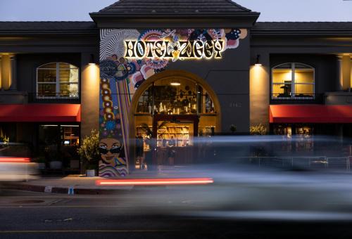 West Hollywood Hotel | Hotel Ziggy On Sunset