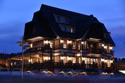 Sokolac Hotel | Hotel Zlatni Bor