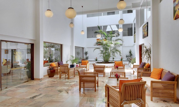 Quarteira Hotel | Hotel Zodiaco