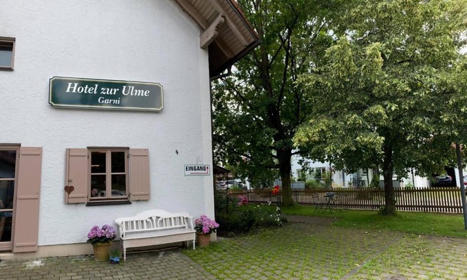 Ebersberg District Hotel | Hotel zur Ulme