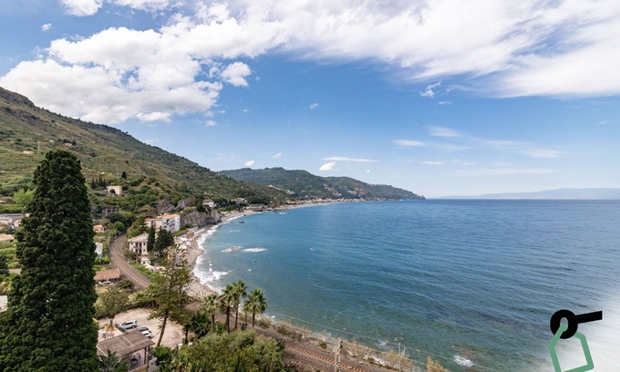 Spisone Hotel | Hotiday Taormina Mare