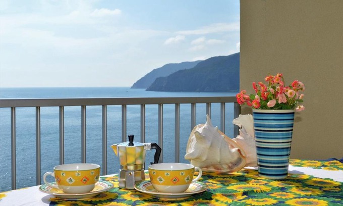 Moneglia Apartment | House Agave by Holiday World