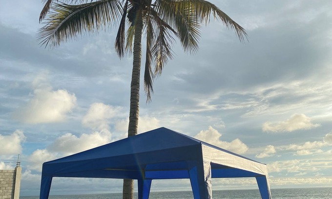 Las Nunez House | House by the sea, with large gardens, private, comfortable, for 11 people.
