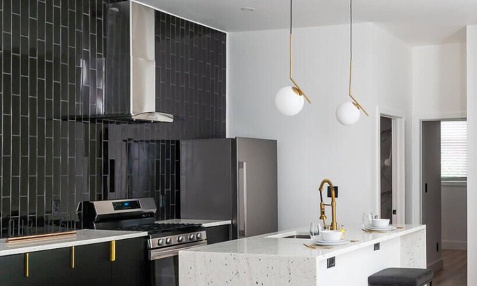 Walnut Hills House | ★House for 4★Parking★Washer+Dryer★Patio★Walking Neighborhood