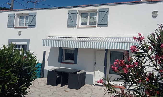 Barbatre House | House for 5 in Barbâtre, near beach, pets allowed