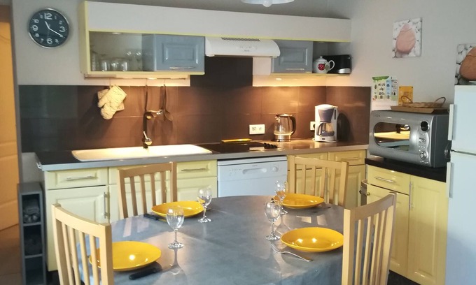 La Ronde-Haye House | House furnished with all comfort in peace