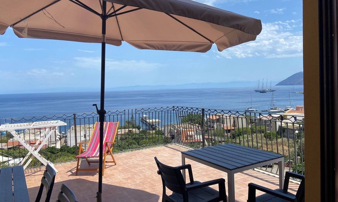 Lipari Historic Centre House | House