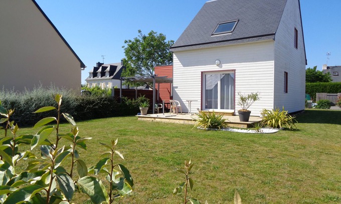 Clohars-Carnoet House | House near beaches and hiking trails
