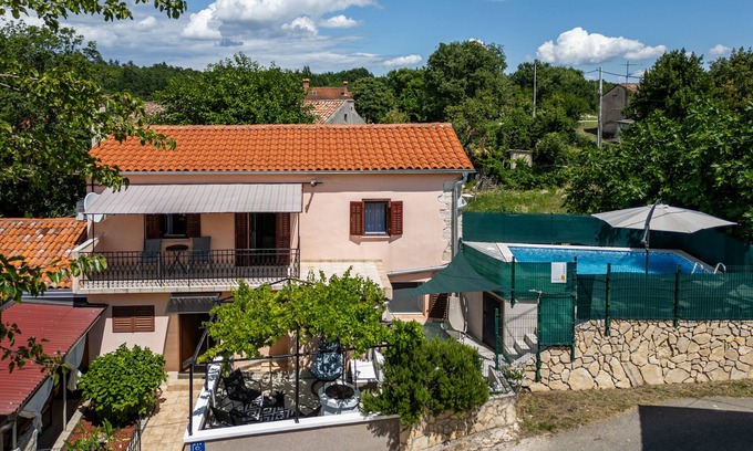 Sveta Nedelja House | House Papinka with Private Pool & Garden, Labin, Croatia