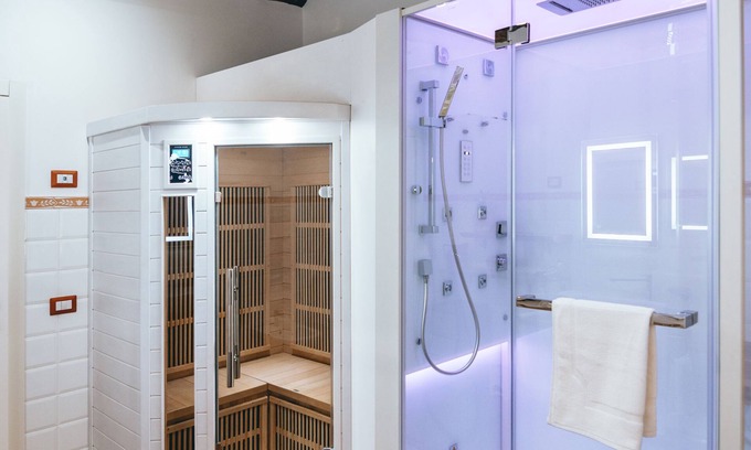 Amandola House | House - The Jewel - with Jacuzzi and Sauna