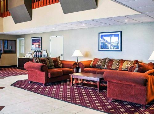 Columbus Hotel | howard johnson by wyndham