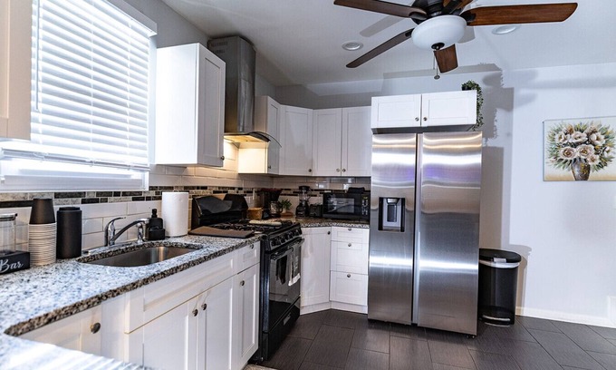 Union City House | "Hudson Haven-Near NYC Transit"