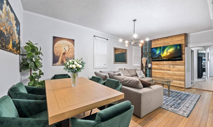 Bayonne House | ✨ Huge Family Retreat Near NYC, MetLife & American Dream Mall