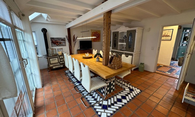 Reithamm Apartment | Huus an`t Koornfeld in Osteel, first floor with garden, near Norden/Norddeich,
