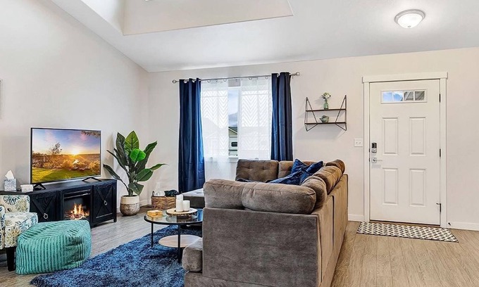 Twin Falls House | Idahome Away From Home