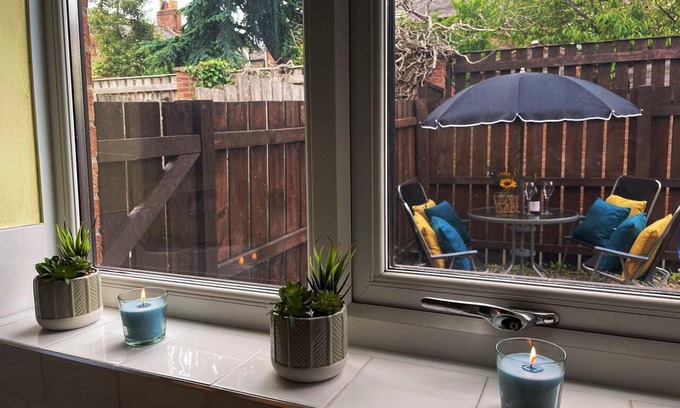 Newcastle-upon-Tyne House | Ideal for Contractors & Families by Hnfc Stays