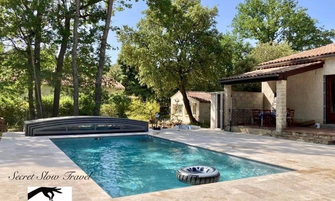 Saint-Didier House | Ideal summer house: swimming pool, air conditioning, shady garden and pétanque!
