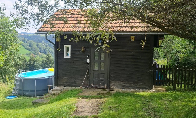 Speicher Ski Chalet | Idyllic "Speicher beehive"