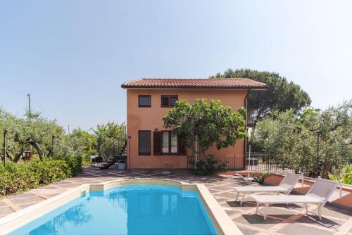 Linguaglossa House | IL BAGLIO DELL'ETNA VILLA's