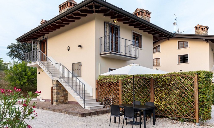 Lonato del Garda Apartment | Il Casale Lonato Stella