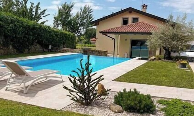 Cormons Apartment | "Il Desiderio" Dwelling with Swimming Pool in Collio