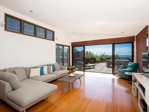 Culburra Beach House | Illaroo Absolute Beachfront with Spa