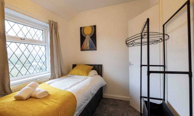 Leeds Apartment | Immaculate 2-bed Duplex Apartment in Leeds