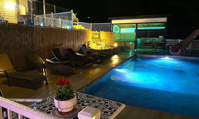 Indian Point Villa | Incredible Views - Saltwater Pool - Hot Tub - Table Rock Lake Waterfront Resort