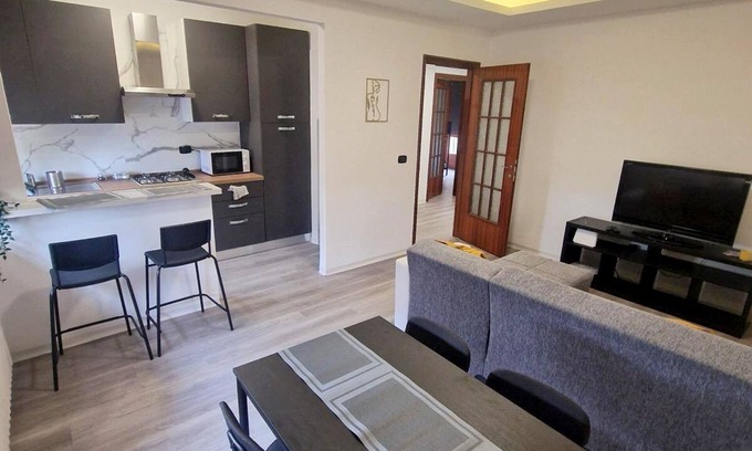 Ivrea Apartment | Infinity House Ivrea – Modern Flat Near Centre & UNESCO Landmarks