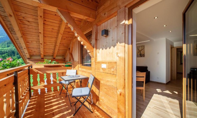 San Martino in Passiria Apartment | Innergasserhof Ferienwohnung Edelweiss