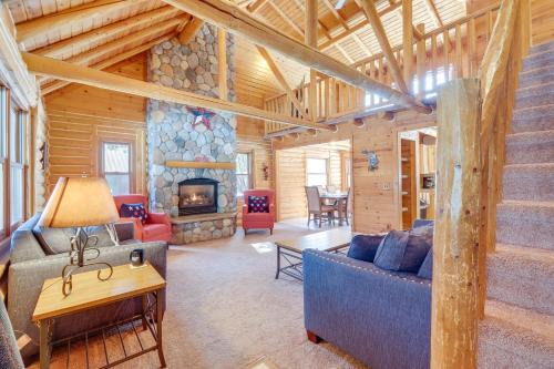 Interlochen House | Interlochen Cabin with Fireplace - Near State Park!