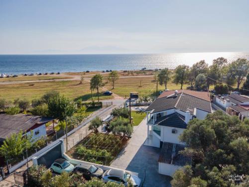 Nea Iraklia Apartment | Iraklia Sea View