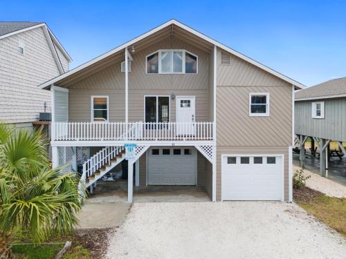Ocean Isle Beach House | Isle Of A Time Brunswick Vacation Rentals Canal front with Boat slip