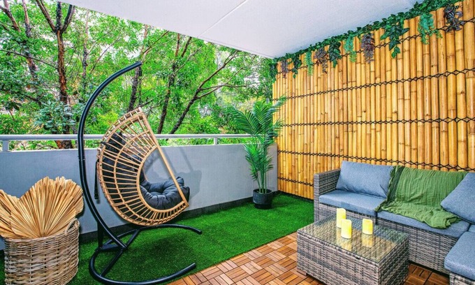 Chippendale Apartment | Jacks Unique Central Lodging w Pool, Gym & Parking