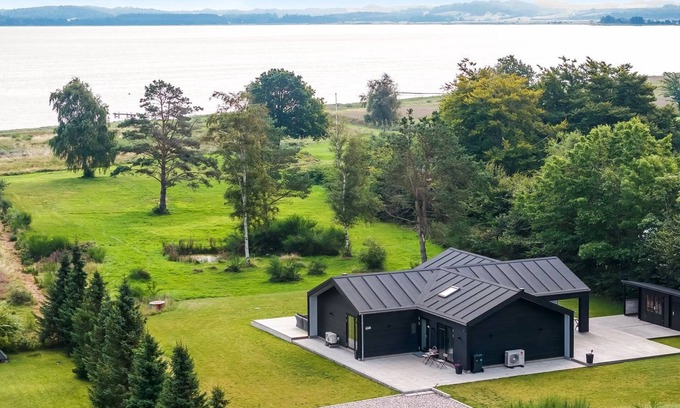 Hojslev House | "Jahn" - 250m to the fjord by Interhome