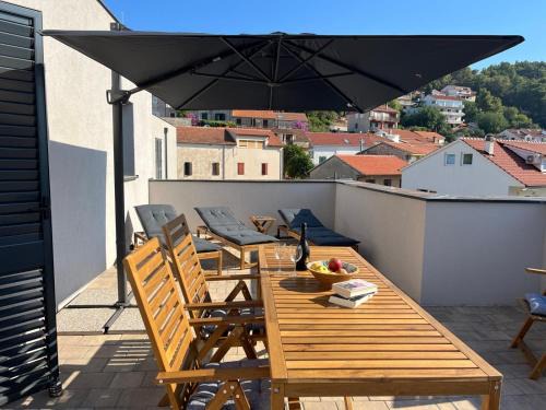 Island Hvar Apartment | Jelsa Park