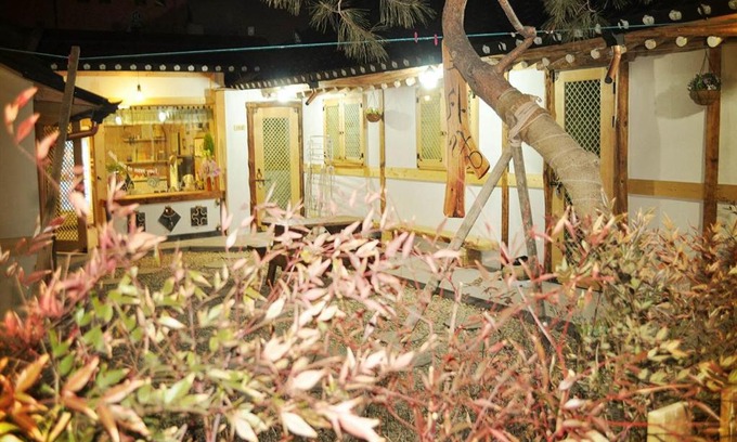 Jeonju House | Jeonju Tosarang Guesthouse