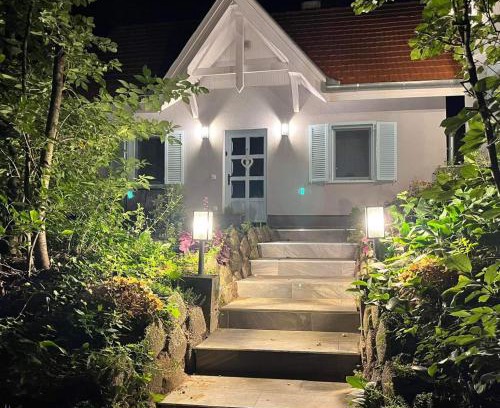 Koroshegy House | Jobb, Mint Otthon Vendégház Kőröshegy