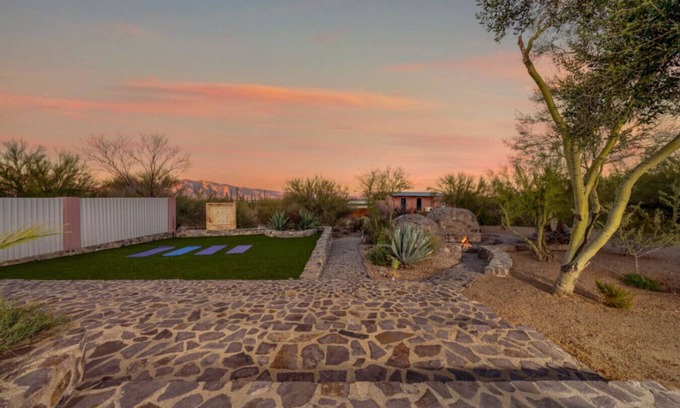 Tucson House | Jojoba Primary (Ari)