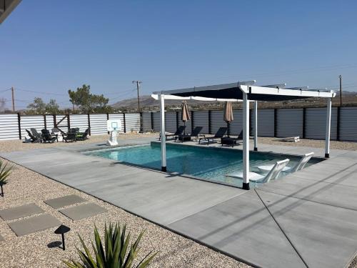Twentynine Palms House | Joshua Tree Poolside Escape!