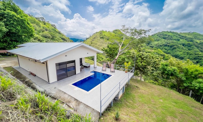 Mercedes House | Journeys End- Stunning Views in Gated Community