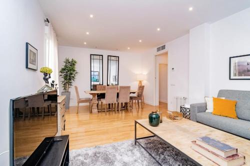 Castellana Apartment | Juan Bravo Suites