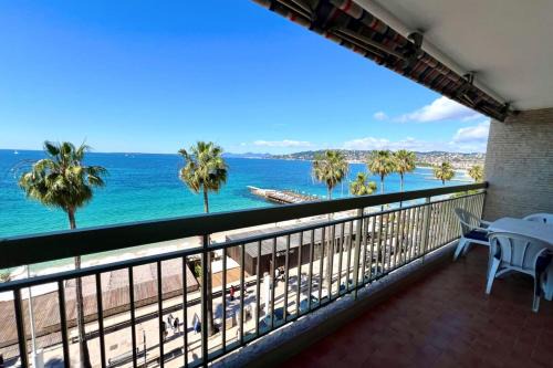 Juan-les-Pins Apartment | Juan les Pins - Sea View - 4 people - Parking