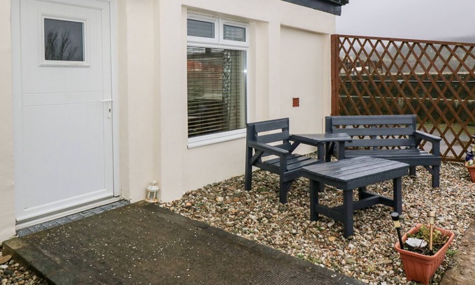 Tayinloan Cottage | JURA, pet friendly in Tayinloan, Kintyre, Argyll And The Isles