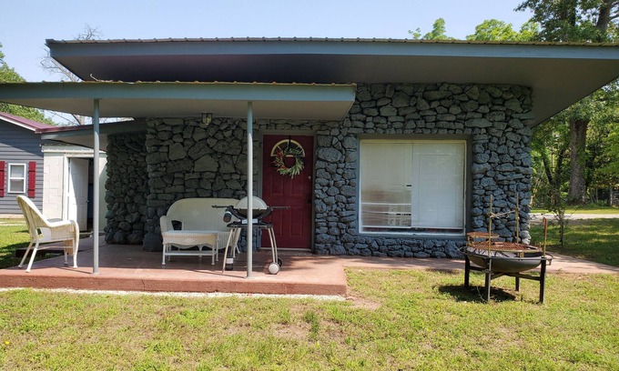 Mountain Home Cabin | Karr's Critter Kamp - only 1 mile to trout fishing!